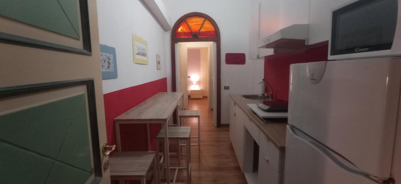Onlyrooms III - Piazza Jenne Cagliari Extérieur photo