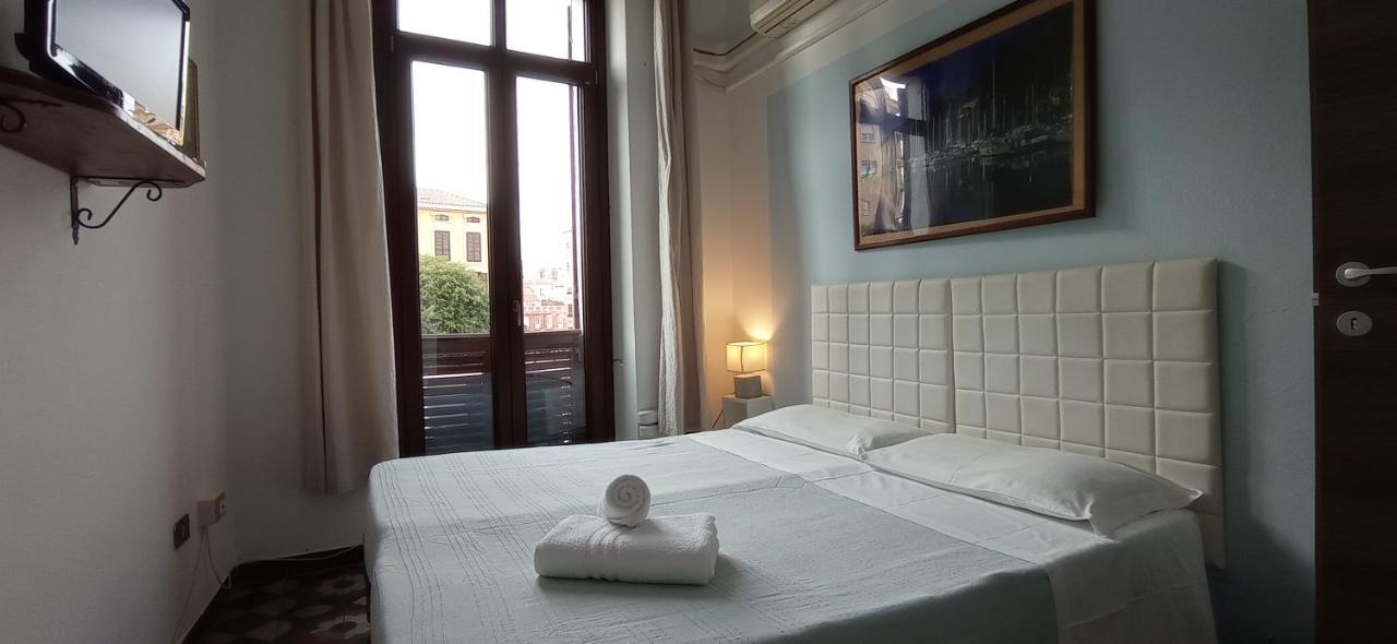 Onlyrooms III - Piazza Jenne Cagliari Extérieur photo