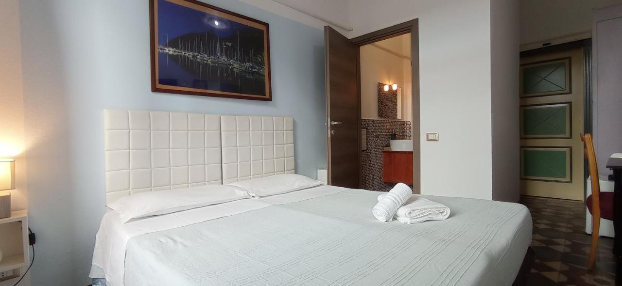 Onlyrooms III - Piazza Jenne Cagliari Extérieur photo