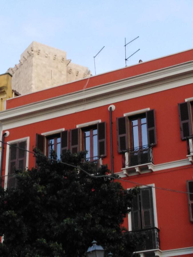 Onlyrooms III - Piazza Jenne Cagliari Extérieur photo